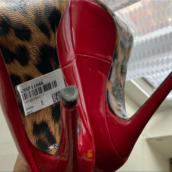 Red Steletoes (4inch heels) - Picture 4 of 6